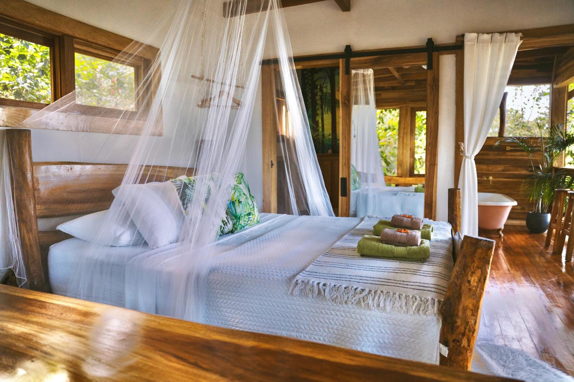 Jungle Spirit Treehouse Vila Cahuita Exterior foto